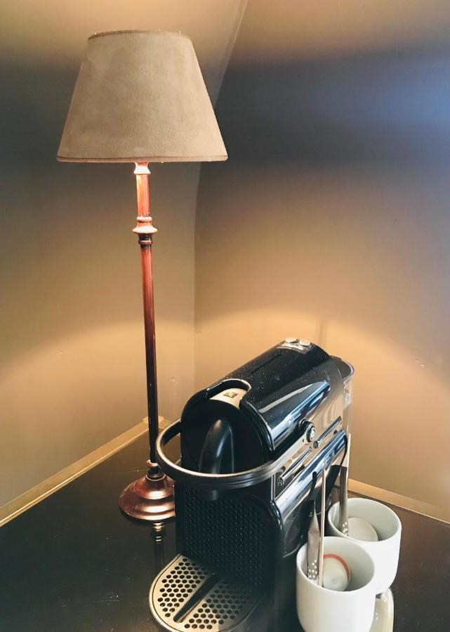 B&B 'T Kasteel & 'T Koetshuys フールネ エクステリア 写真