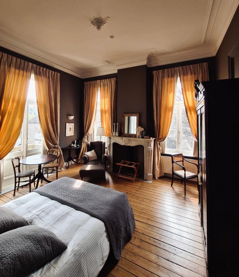 B&B 'T Kasteel & 'T Koetshuys フールネ エクステリア 写真